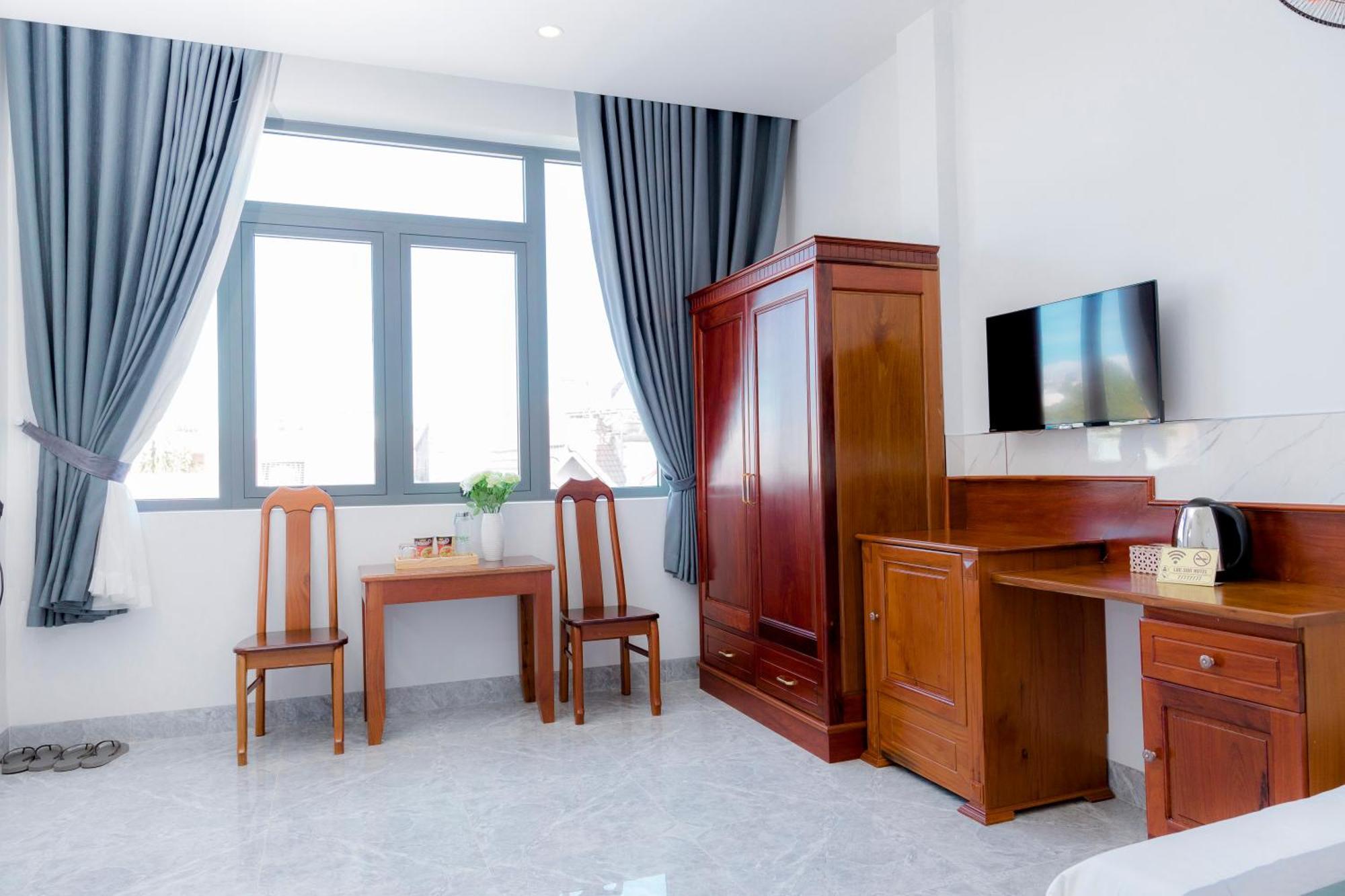 Loc Son Hotel Buôn Ma Thuột Dış mekan fotoğraf