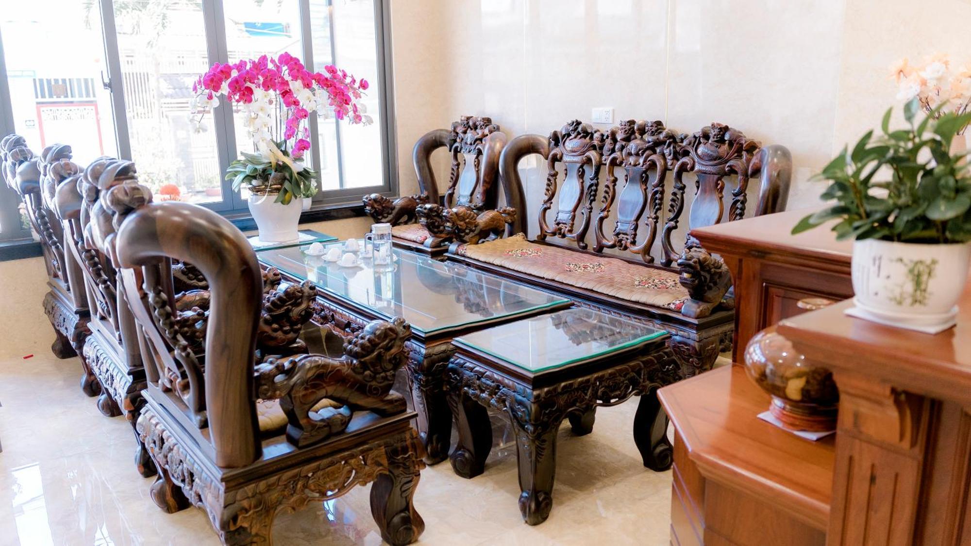 Loc Son Hotel Buôn Ma Thuột Dış mekan fotoğraf